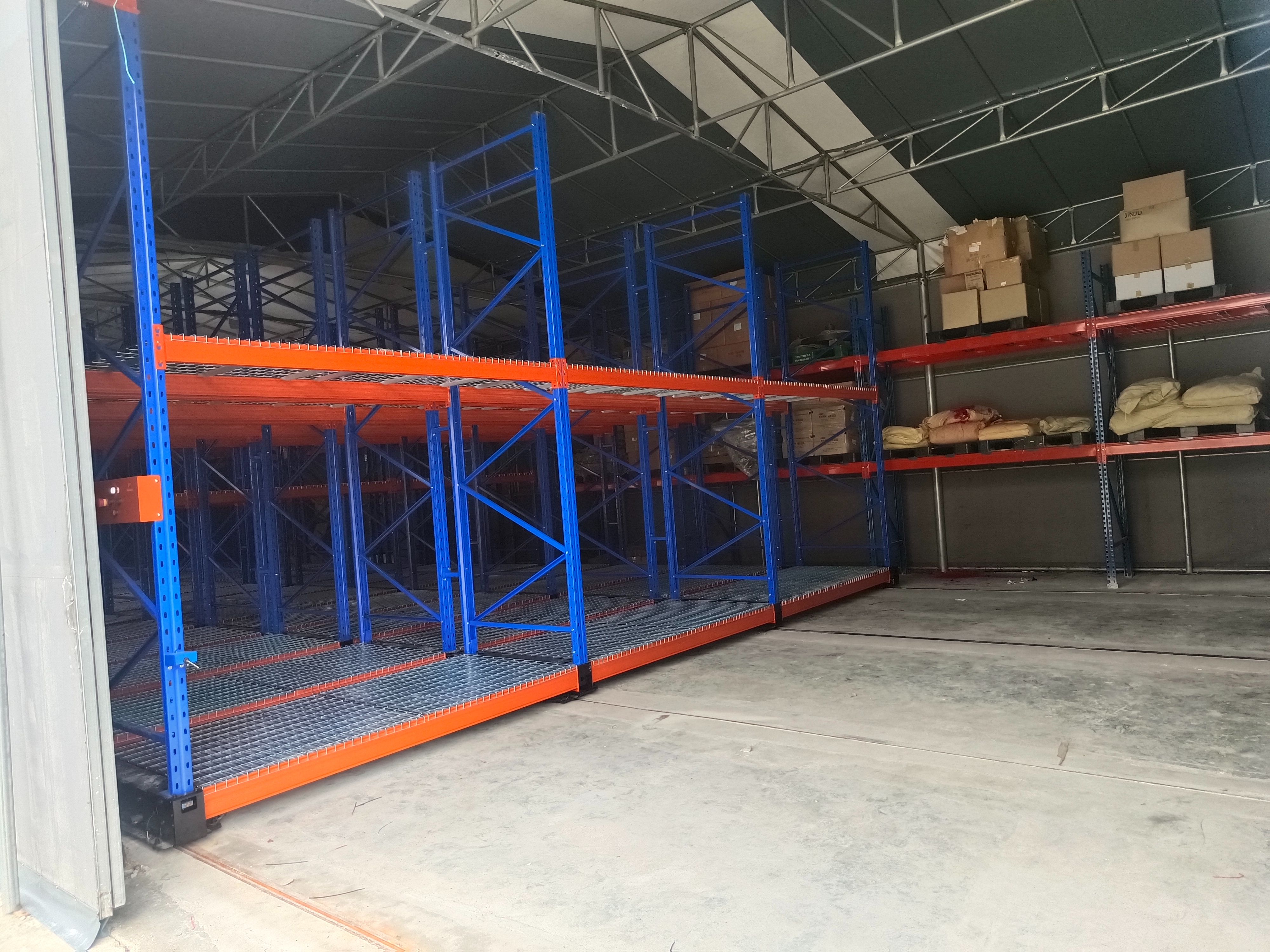 mobile racking systems Systèmes de rayonnage mobiles