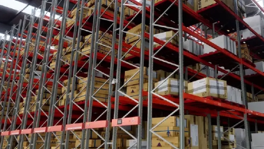 Explorer les rayonnages à palettes mobiles : une clé pour rationaliser la gestion des stocks