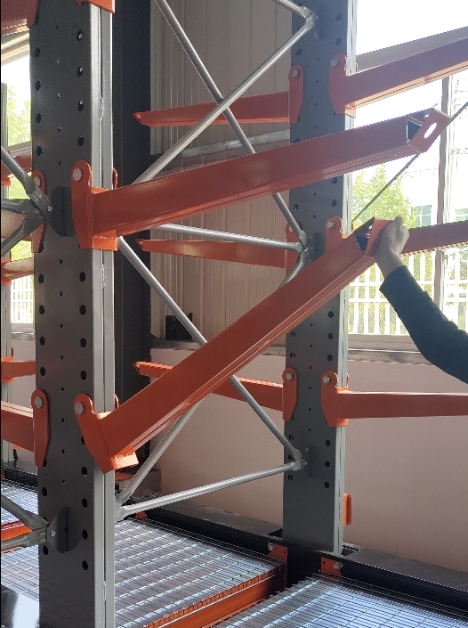 Cataillement en porte-à-faux mobile