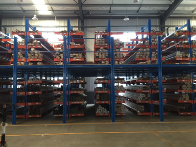 Mezzanine supportée par support en acier multicouche pour l'industrie