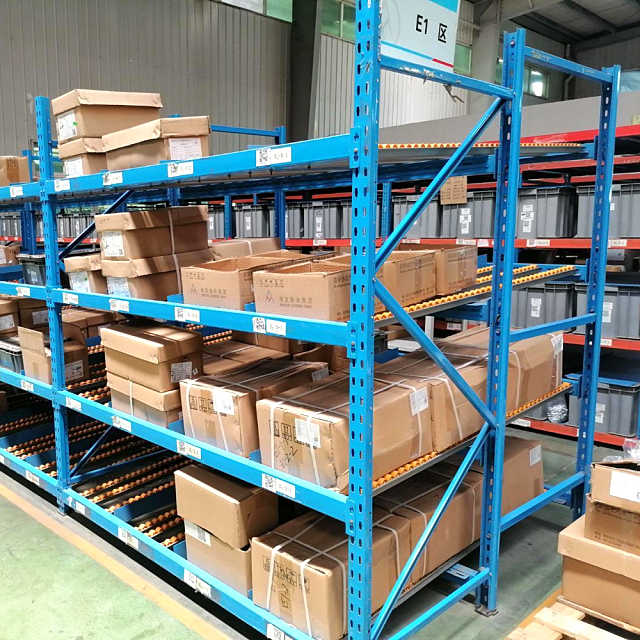 Rack d&#39;écoulement de carton de haute qualité pour le stockage en entrepôt